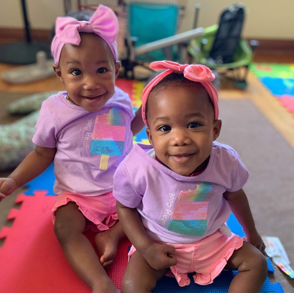 Meet your Posher, Ernestine - Picture 1 of 1